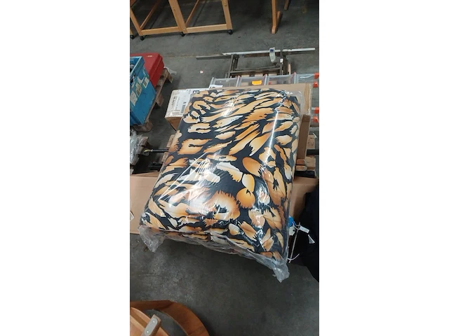2x pallet diversen - afbeelding 1 van  2