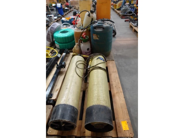 2x pallet diversen - afbeelding 1 van  6