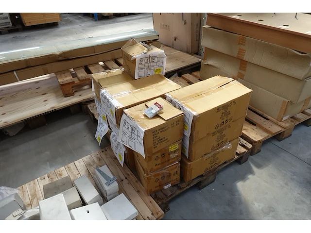 2x pallet ijzerwaren - afbeelding 8 van  10