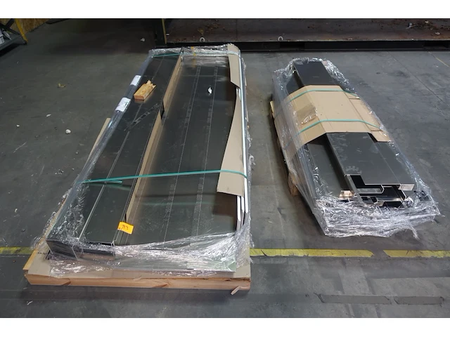 2x pallet inox afwerkingsgoten - afbeelding 1 van  4