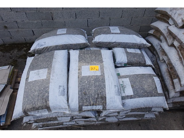 2x pallet kalksteenslag - afbeelding 2 van  7