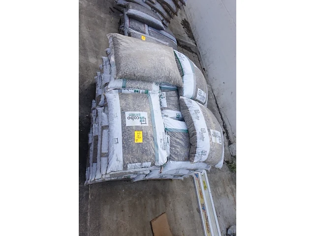 2x pallet kalksteenslag - afbeelding 6 van  7