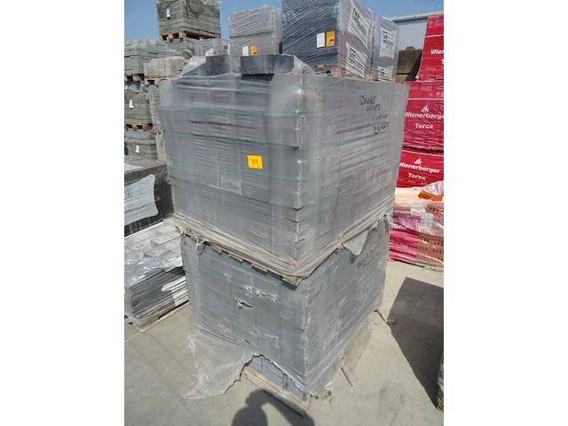 2x pallet klinkers - afbeelding 1 van  2