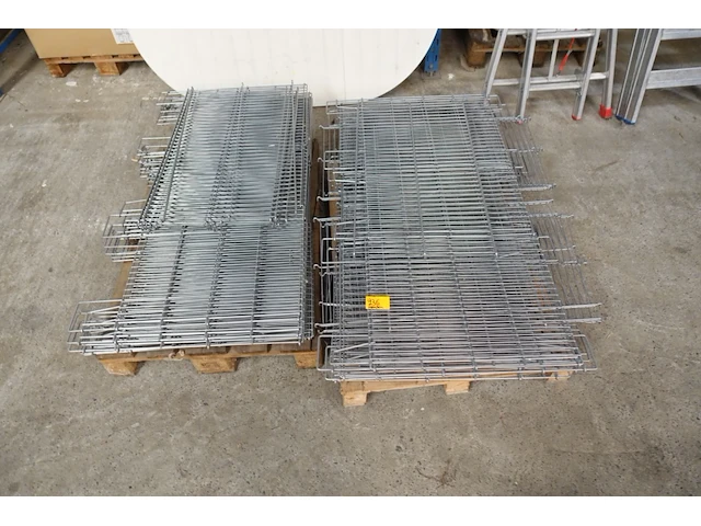2x pallet metalen draadmand - afbeelding 1 van  2