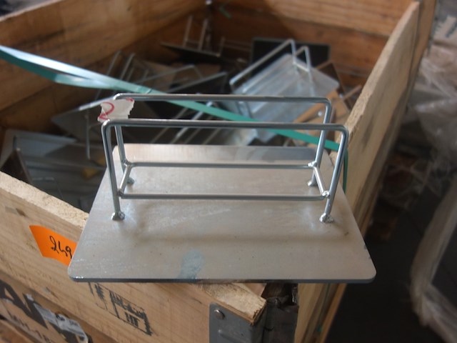 2x pallet metalen houder - afbeelding 2 van  8