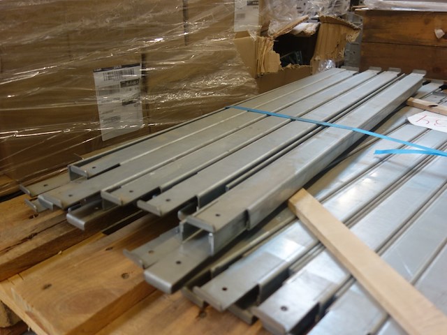 2x pallet metalen liggers/ houders - afbeelding 5 van  5