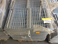 2x pallet metalen rooster - afbeelding 1 van  6