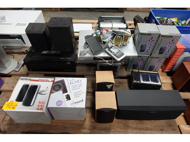 2x pallet multimedia - afbeelding 1 van  7