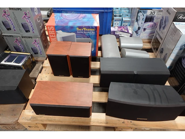 2x pallet multimedia - afbeelding 2 van  7
