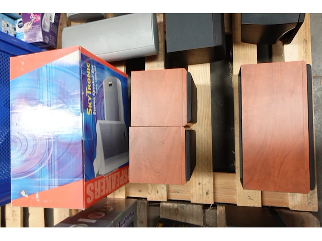 2x pallet multimedia - afbeelding 4 van  7