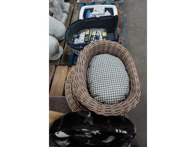 2x pallet toebehoren kat - afbeelding 4 van  8