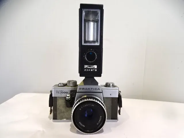 2x praktica vintage fototoestel - afbeelding 3 van  3