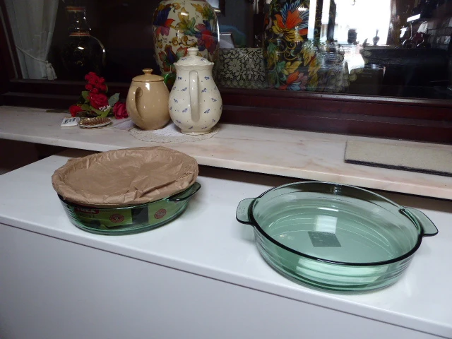 2x pyrex pot vv deksel - afbeelding 1 van  3
