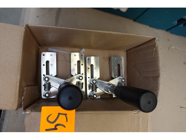 2x raamdrager - afbeelding 1 van  1