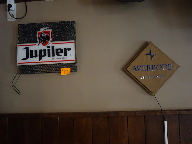 2x reclame vv verlichting - afbeelding 1 van  3