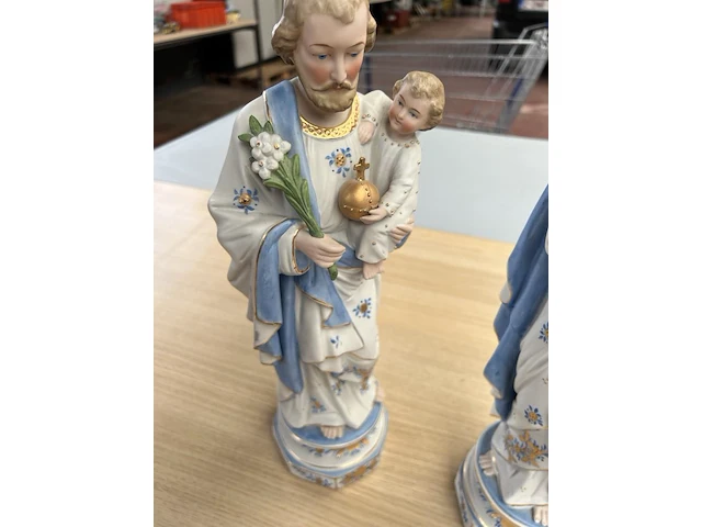2x religieus beeld in biscuitporecelein - afbeelding 3 van  3