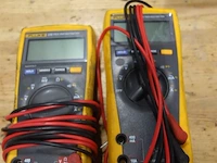 2x rms multimeter fluke - afbeelding 1 van  2