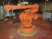 2x robot abb with controller - afbeelding 2 van  6