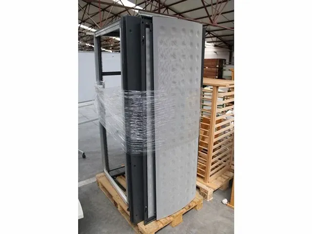 2x serverkast fujitsu primecenter 28he - afbeelding 3 van  5