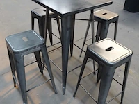 2x set metalen tafel + stoelen - afbeelding 1 van  5