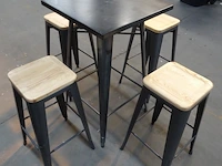 2x set metalen tafel + stoelen - afbeelding 1 van  5