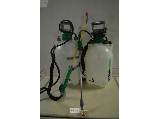 2x sprayer inhoud 5l - afbeelding 1 van  2