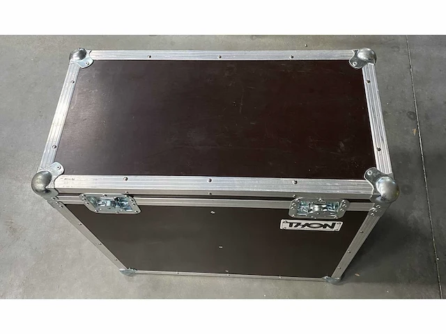 2x stairville dmx revueled profile spot met flightcase - afbeelding 6 van  6