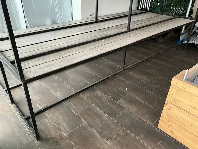2x steigerhouten tafel - afbeelding 1 van  8