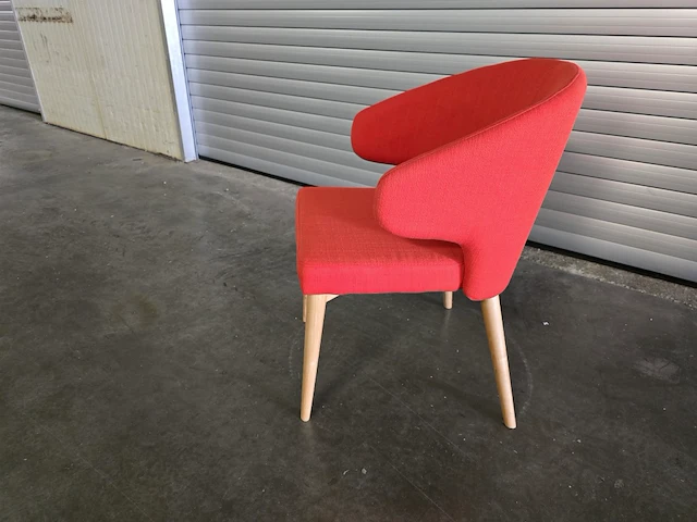 2x stoel evi rood met houten onderstel - afbeelding 3 van  6