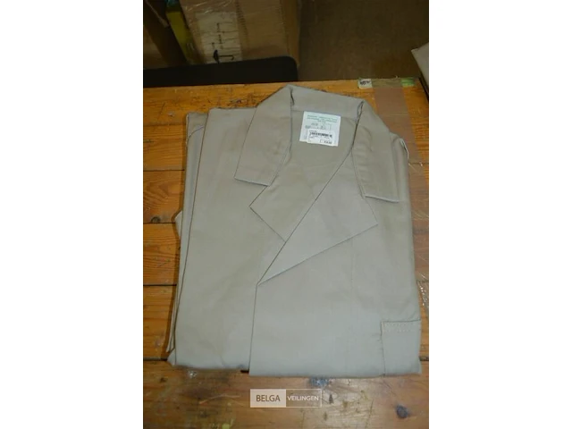 2x stofjas beige maat 62 - afbeelding 1 van  2