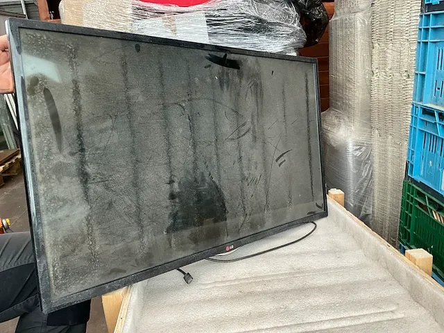 2x televisie lg 42ln5404 - afbeelding 1 van  5