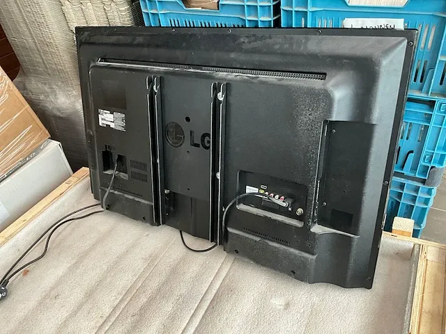 2x televisie lg 42ln5404 - afbeelding 2 van  5
