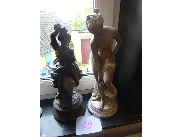 2x terracotta beeld - afbeelding 1 van  3