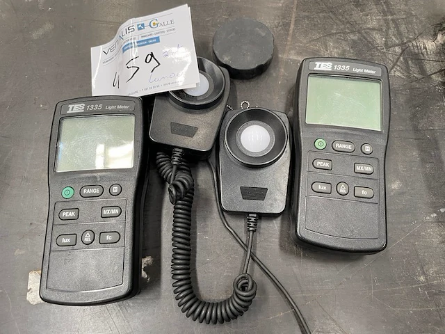 2x tes 1335 - afbeelding 1 van  2