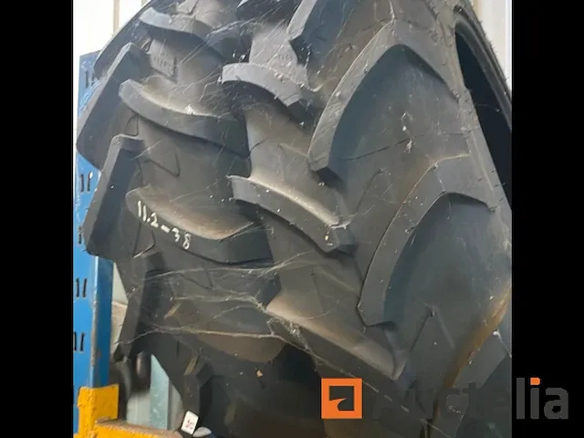 2x traktorband michelin 11.2-30 nieuw - afbeelding 1 van  4