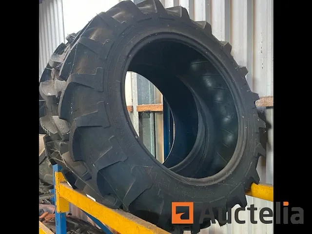 2x traktorband michelin 11.2-30 nieuw - afbeelding 3 van  4