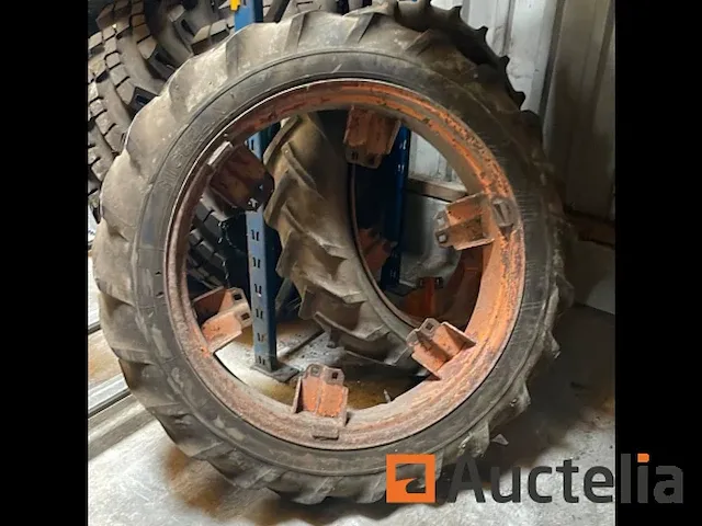 2x traktorband michelin 9.5-36 op velg - afbeelding 4 van  6
