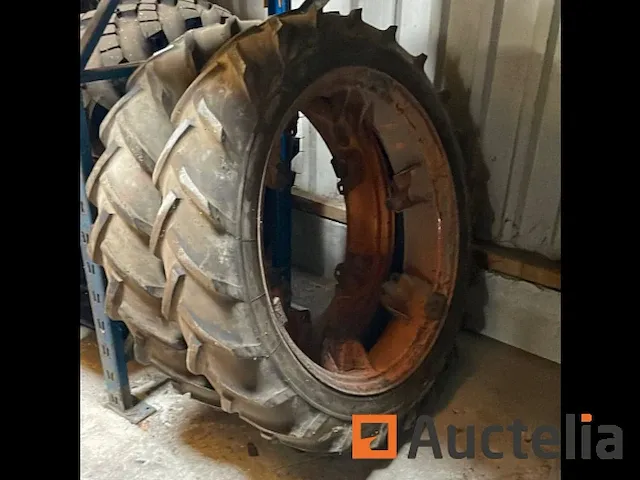 2x traktorband michelin 9.5-36 op velg - afbeelding 6 van  6