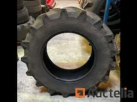 2x traktorband pirelli 380/70r24 - afbeelding 1 van  4
