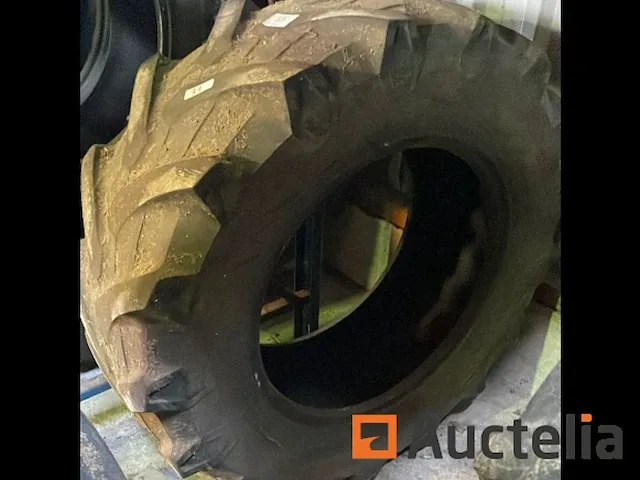 2x traktorband pirelli 380/70r24 - afbeelding 3 van  4