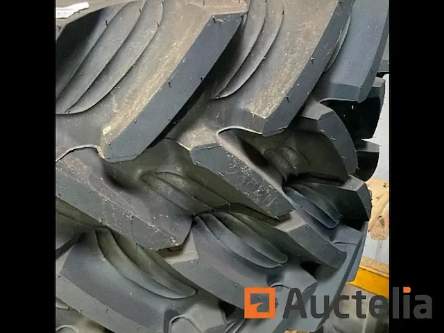 2x traktorband taurus 11.2-24 + velg 6 gaats - afbeelding 2 van  6