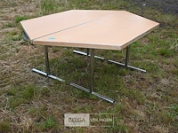 2x trapeziumvormige tafel - afbeelding 1 van  5