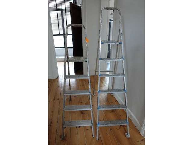 2x trapladder - afbeelding 1 van  2