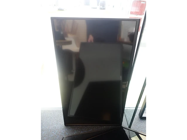 2x tv scherm finlux - afbeelding 1 van  4