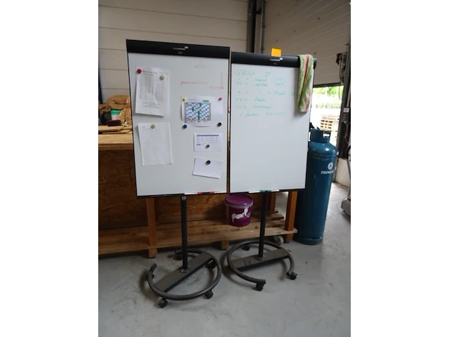 2x verrijdbaar notitiebord - afbeelding 1 van  1