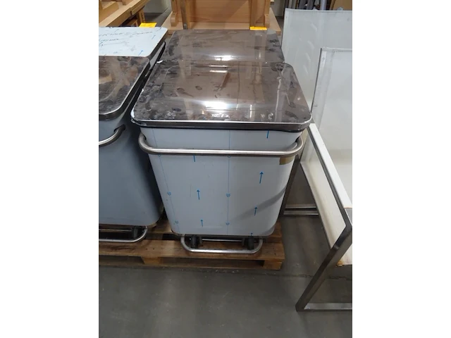 2x verrijdbare inox pedaalemmer rossicnol - afbeelding 1 van  4