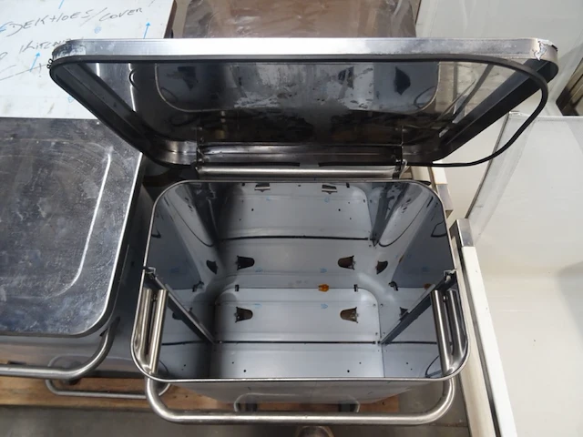 2x verrijdbare inox pedaalemmer rossicnol - afbeelding 3 van  4