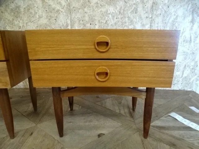 2x vintage nachtkastje - afbeelding 3 van  4
