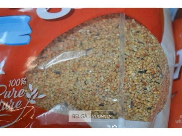 2x vogelvoer parkieten 1x4kg, 1x2,5kgen 10 borden ik hou van hygiene - afbeelding 4 van  4