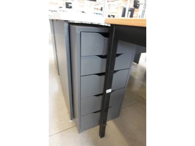 2x volledig werkstation awp - afbeelding 9 van  12